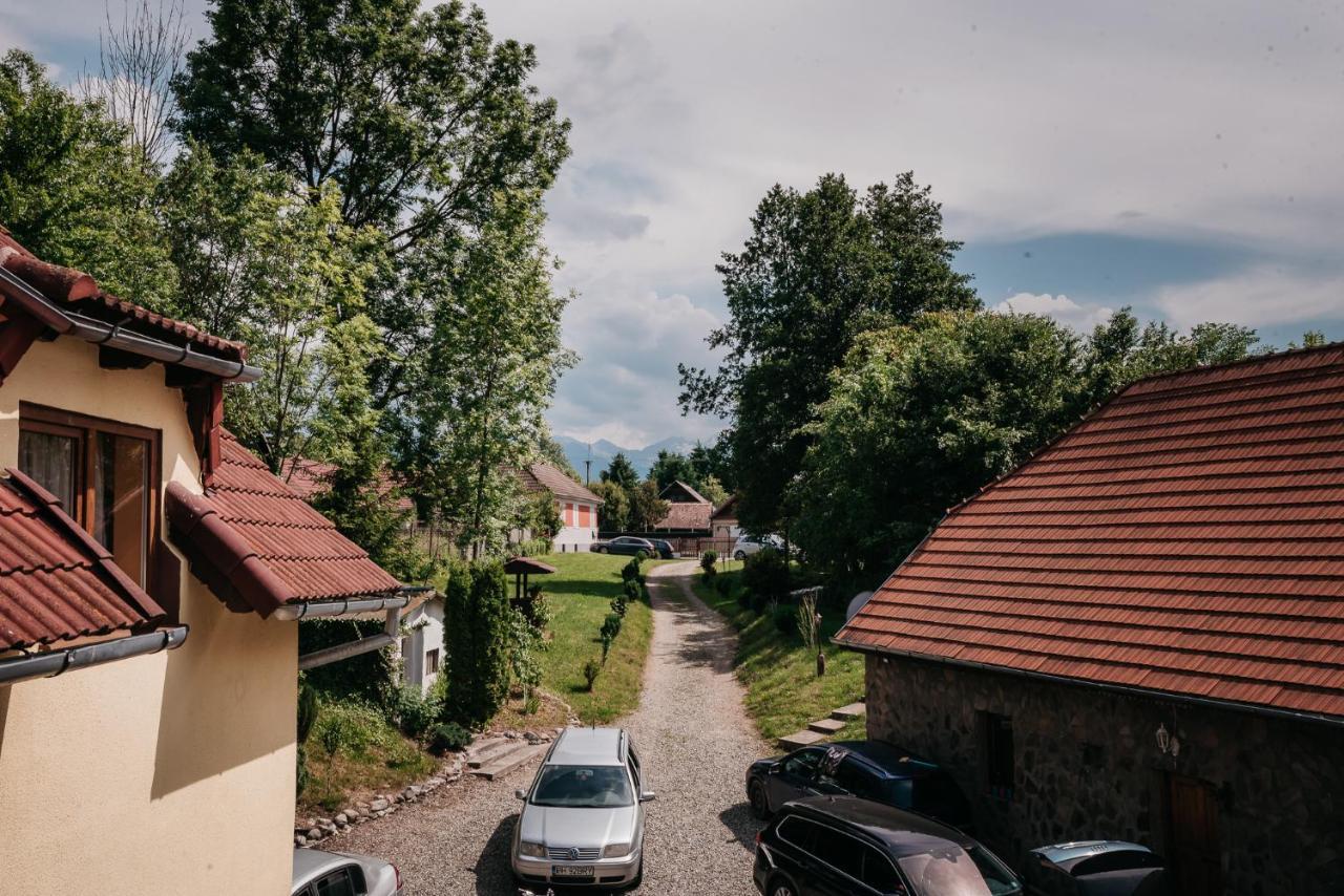 ホテル Moara De Piatra Carta  エクステリア 写真